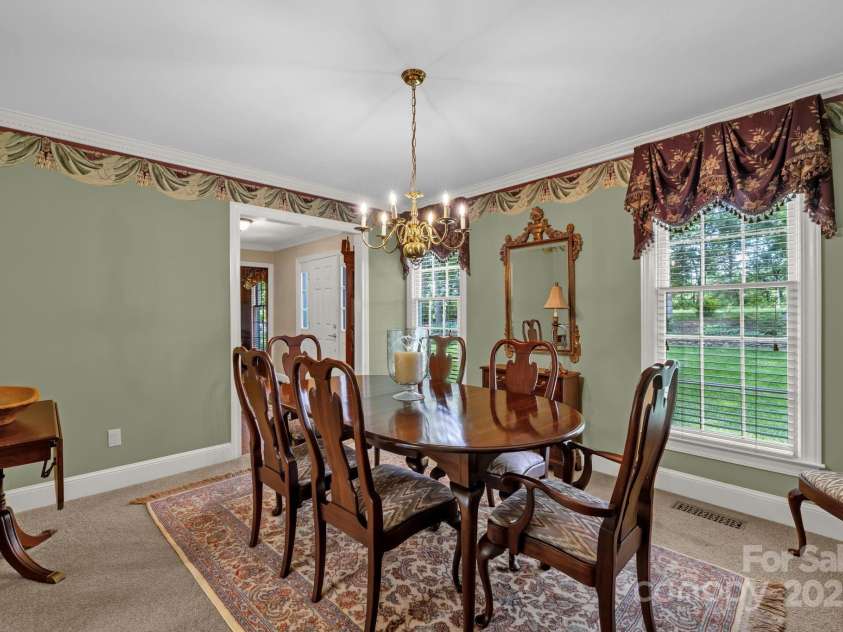 2101 River Chase Drive, Eden, NC 27288.  MLS# CAR4269818, YatesRealty ID 24309. 