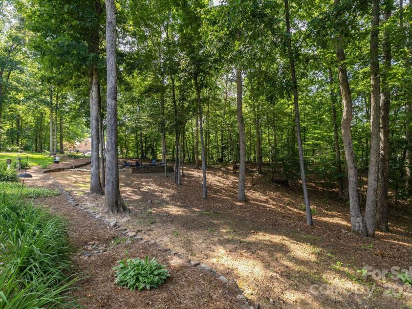 2101 River Chase Drive, Eden, NC 27288.  MLS# CAR4269818, YatesRealty ID 24309. 