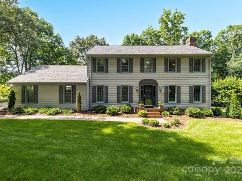 2101 River Chase Drive, Eden, NC 27288.  MLS# CAR4269818, YatesRealty ID 24309. 