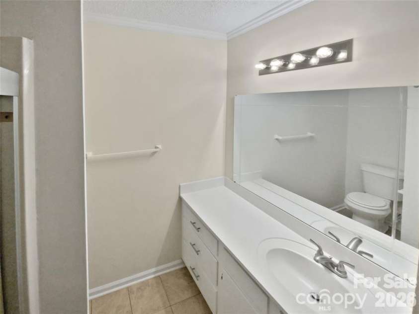 2520 Old Wilkesboro Road, Salisbury, NC 28144.  MLS# CAR4380073, YatesRealty ID 24309. 