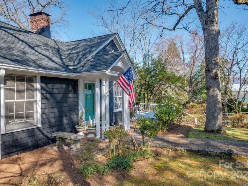 45 Pine Crest Lane, Tryon, NC 28782.  MLS# CAR4234176, YatesRealty ID 2431. 