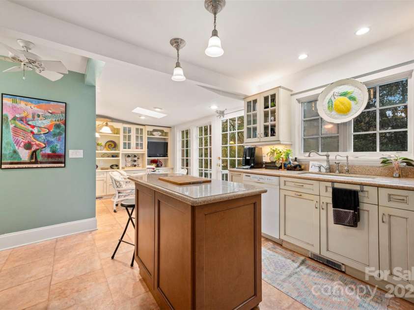 45 Pine Crest Lane, Tryon, NC 28782.  MLS# CAR4234176, YatesRealty ID 2431. 