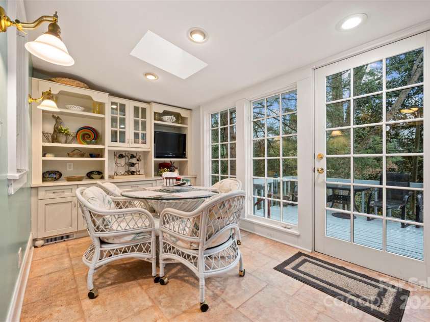 45 Pine Crest Lane, Tryon, NC 28782.  MLS# CAR4234176, YatesRealty ID 2431. 