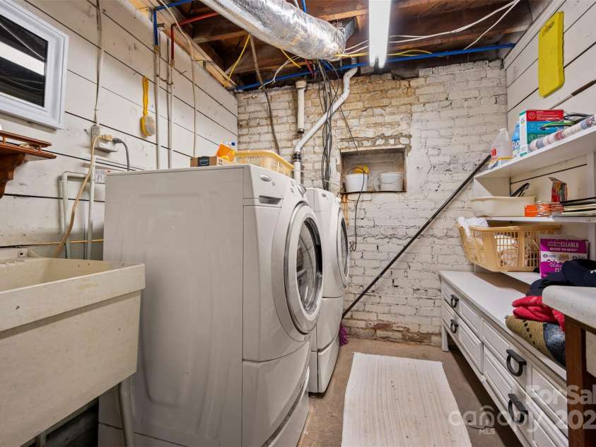 45 Pine Crest Lane, Tryon, NC 28782.  MLS# CAR4234176, YatesRealty ID 2431. 