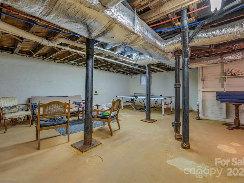 45 Pine Crest Lane, Tryon, NC 28782.  MLS# CAR4234176, YatesRealty ID 2431. 