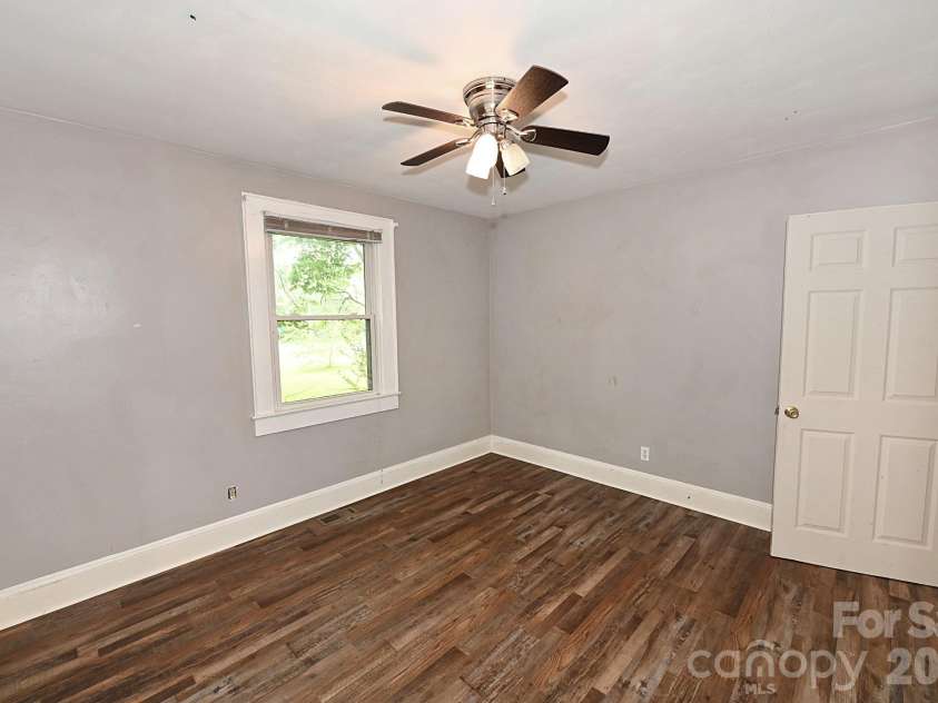 614 Ashe Avenue, Newton, NC 28658.  MLS# CAR4311570, YatesRealty ID 2431. 