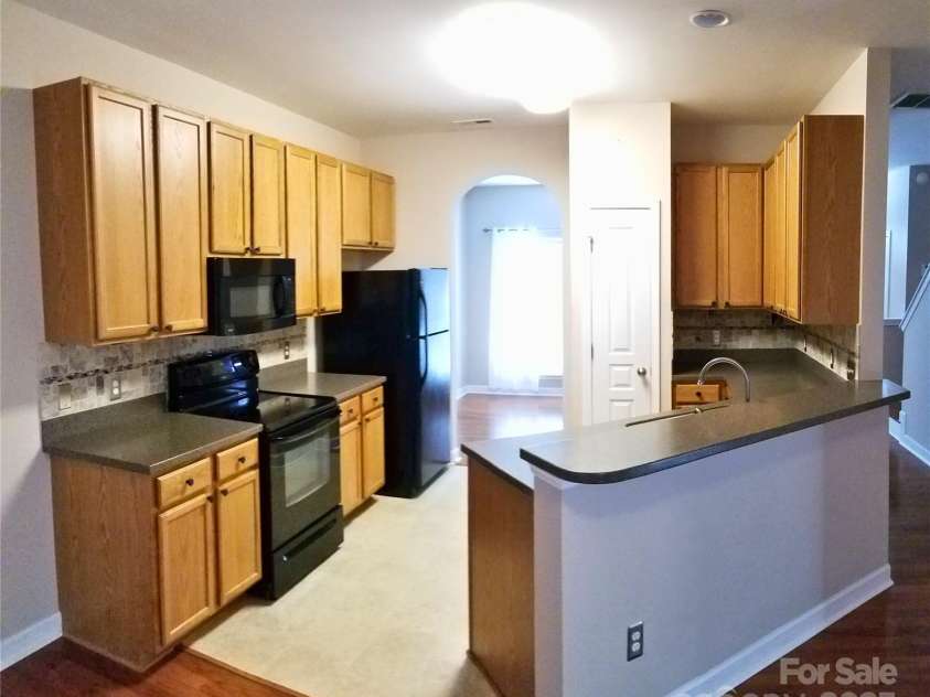 13926 Cypress Woods Drive, Huntersville, NC 28078.  MLS# CAR4273973, YatesRealty ID 24312. 