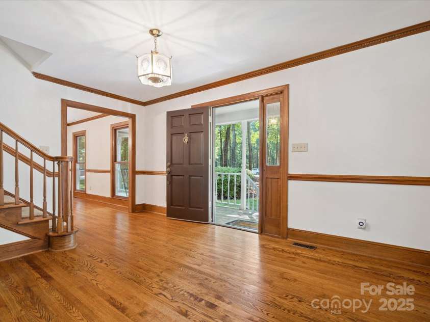 3701 Bounty Court, Matthews, NC 28104.  MLS# CAR4275377, YatesRealty ID 24313. 