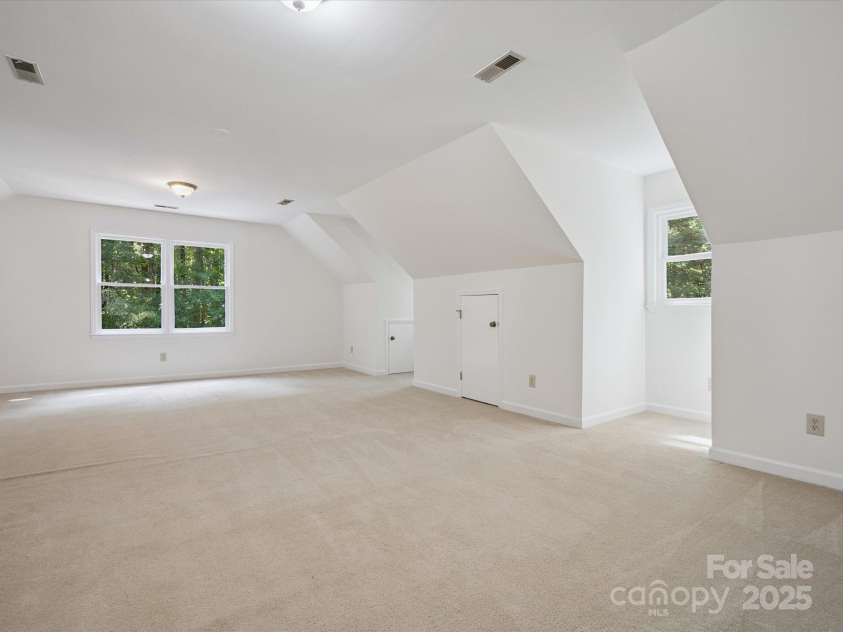 3701 Bounty Court, Matthews, NC 28104.  MLS# CAR4275377, YatesRealty ID 24313. 