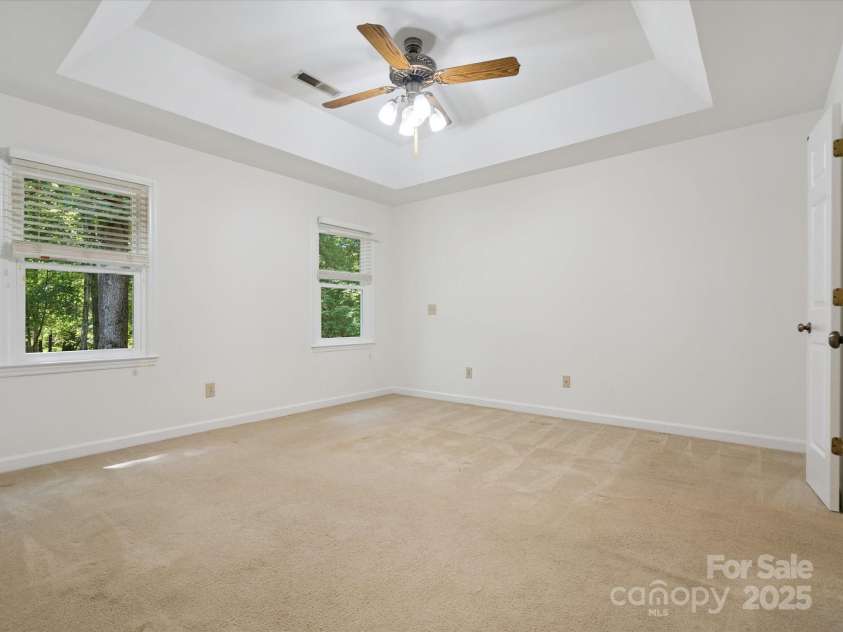 3701 Bounty Court, Matthews, NC 28104.  MLS# CAR4275377, YatesRealty ID 24313. 