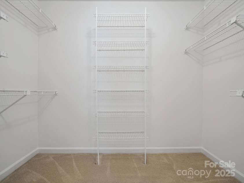 3701 Bounty Court, Matthews, NC 28104.  MLS# CAR4275377, YatesRealty ID 24313. 