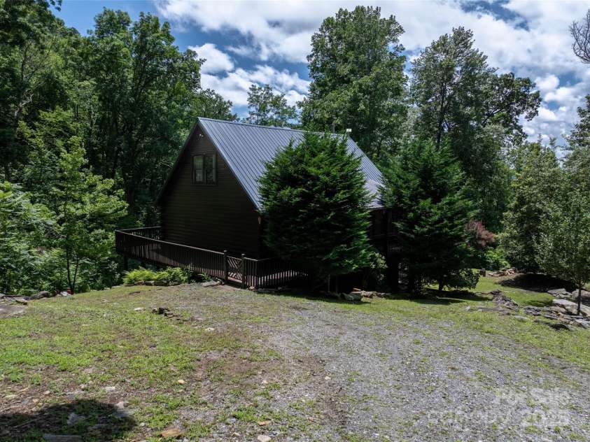 309 Doubleview Drive, Union Mills, NC 28167.  MLS# CAR4265397, YatesRealty ID 24315. 