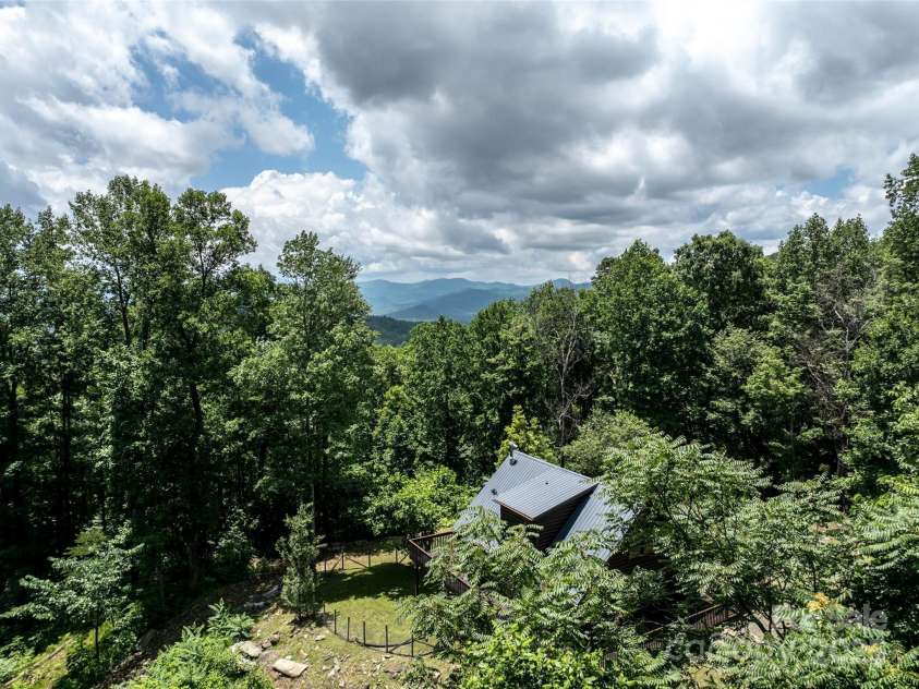309 Doubleview Drive, Union Mills, NC 28167.  MLS# CAR4266196, YatesRealty ID 24315. 