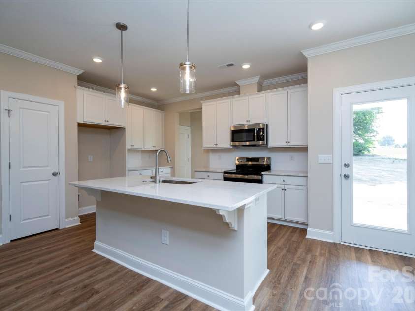 3004 Buffet Lane, Monroe, NC 28110.  MLS# CAR4382405, YatesRealty ID 24316. 
