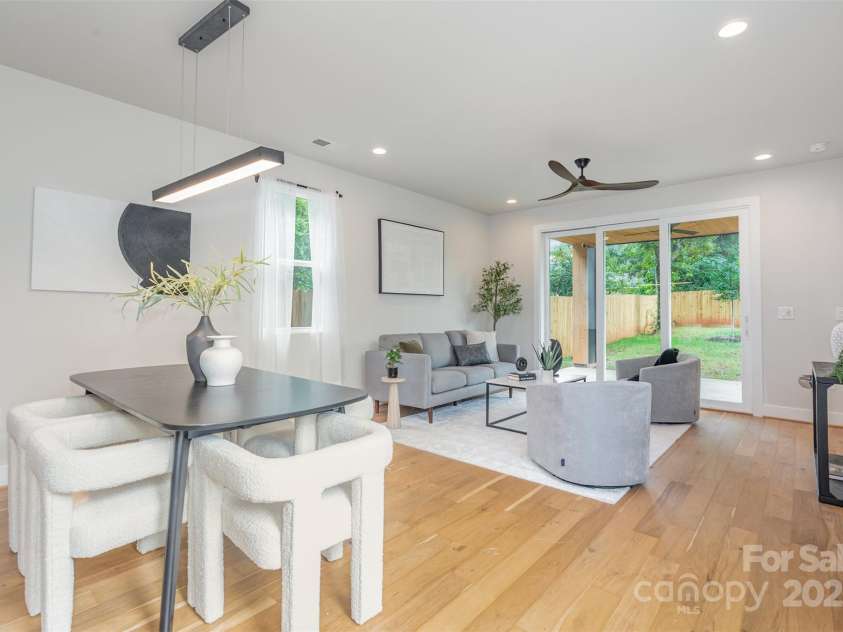 3049 Reid Avenue, Charlotte, NC 28208.  MLS# CAR4276682, YatesRealty ID 24317. 