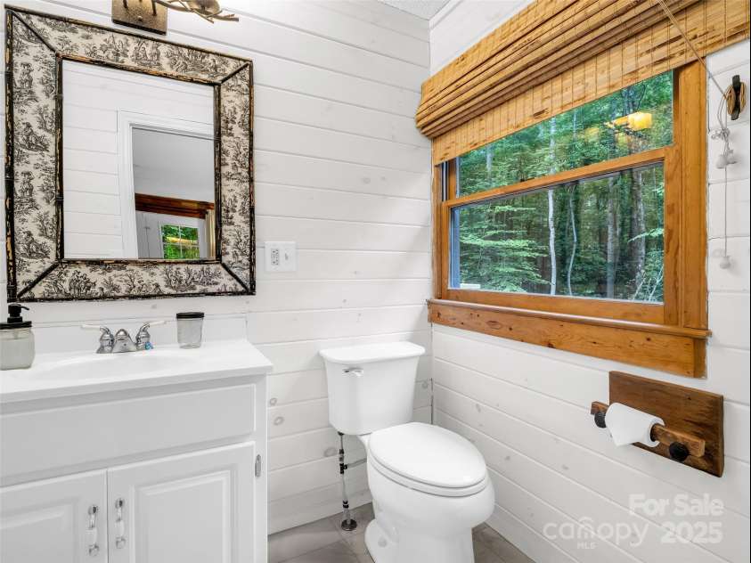 116 Chalet Road, Lake Lure, NC 28746.  MLS# CAR4277380, YatesRealty ID 24319. 