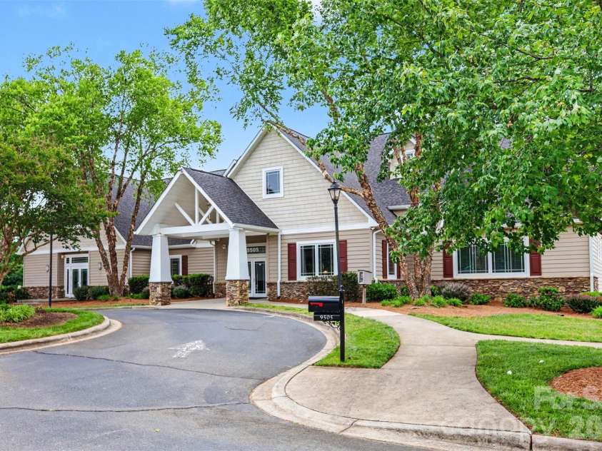 9612 Marquette Street, Concord, NC 28027.  MLS# CAR4373768, YatesRealty ID 24319. 