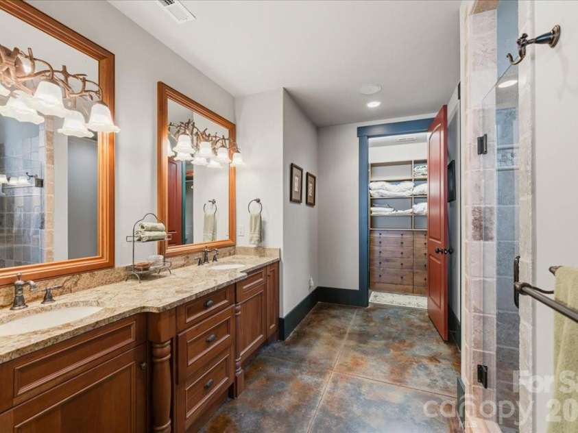 5140 Beech Bluff Drive, Morganton, NC 28655.  MLS# CAR4420970, YatesRealty ID 2432. Second basement bathroom