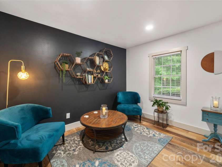 19 Chipping Green Drive, Arden, NC 28704.  MLS# CAR4378593, YatesRealty ID 24321. 