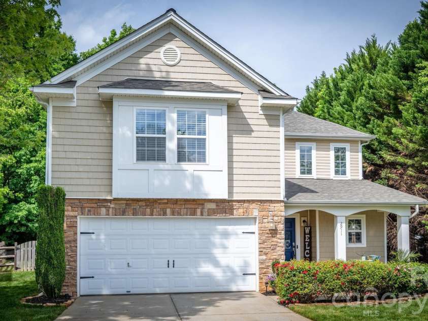2911 Glazer Valley Court, Charlotte, NC 28214.  MLS# CAR4375536, YatesRealty ID 24323. 2 Car Garage