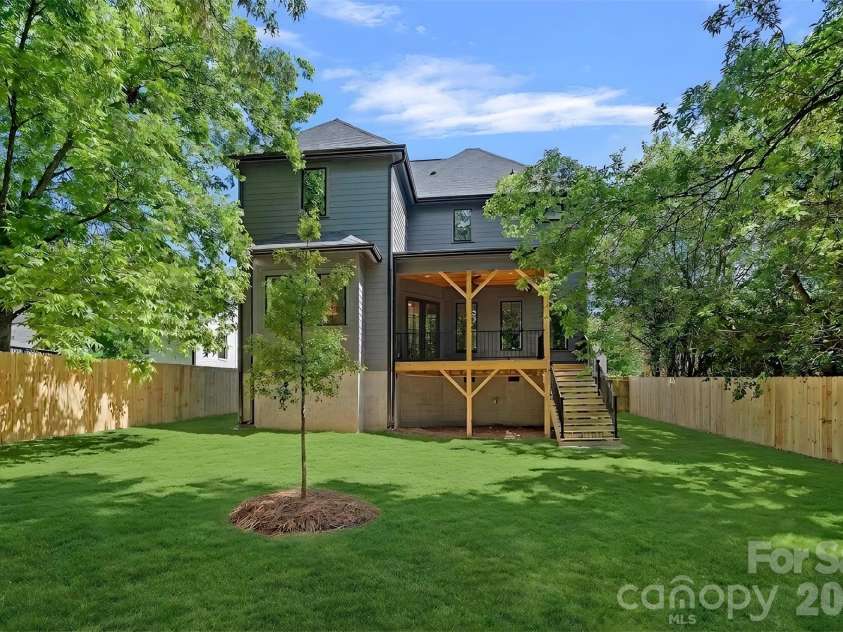 709 Norris Avenue, Charlotte, NC 28206.  MLS# CAR4380495, YatesRealty ID 24324. Grass is a virtually enhanced