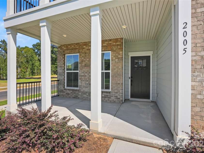 2005 Waxhaw Crossing Drive, Waxhaw, NC 28173.  MLS# CAR4275328, YatesRealty ID 24325. 