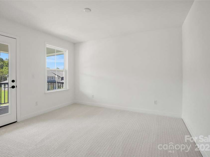 2005 Waxhaw Crossing Drive, Waxhaw, NC 28173.  MLS# CAR4275328, YatesRealty ID 24325. 