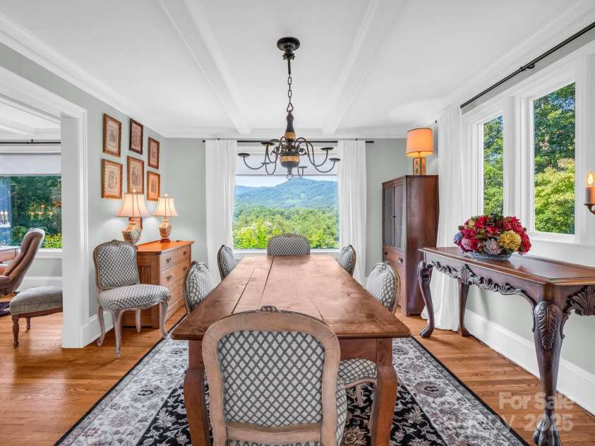 287 Pacolet Ridge Lane, Tryon, NC 28782.  MLS# CAR4269055, YatesRealty ID 24326. 