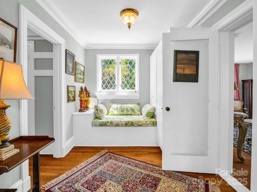 287 Pacolet Ridge Lane, Tryon, NC 28782.  MLS# CAR4269055, YatesRealty ID 24326. 