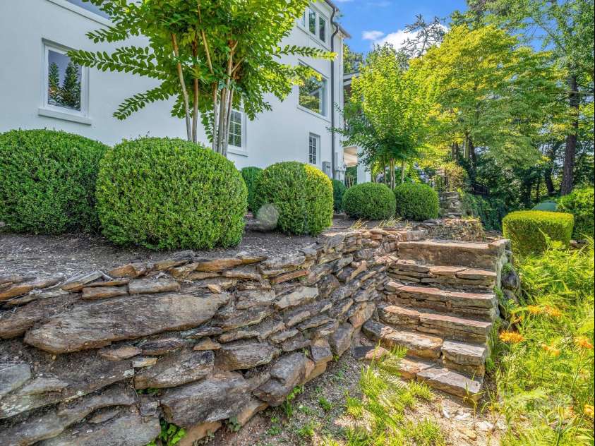 287 Pacolet Ridge Lane, Tryon, NC 28782.  MLS# CAR4269055, YatesRealty ID 24326. 