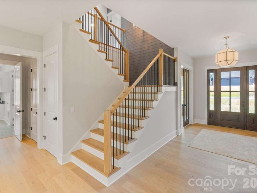 568 Longleaf Pine Lane, Clover, SC 29710.  MLS# CAR4363289, YatesRealty ID 24326. 