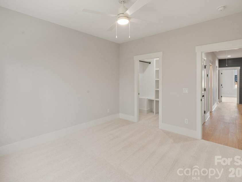 568 Longleaf Pine Lane, Clover, SC 29710.  MLS# CAR4363289, YatesRealty ID 24326. 