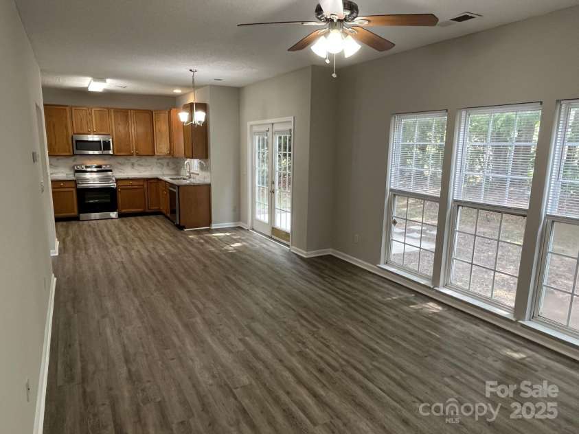 3617 Betterton Lane, Charlotte, NC 28269.  MLS# CAR4274899, YatesRealty ID 24327. 