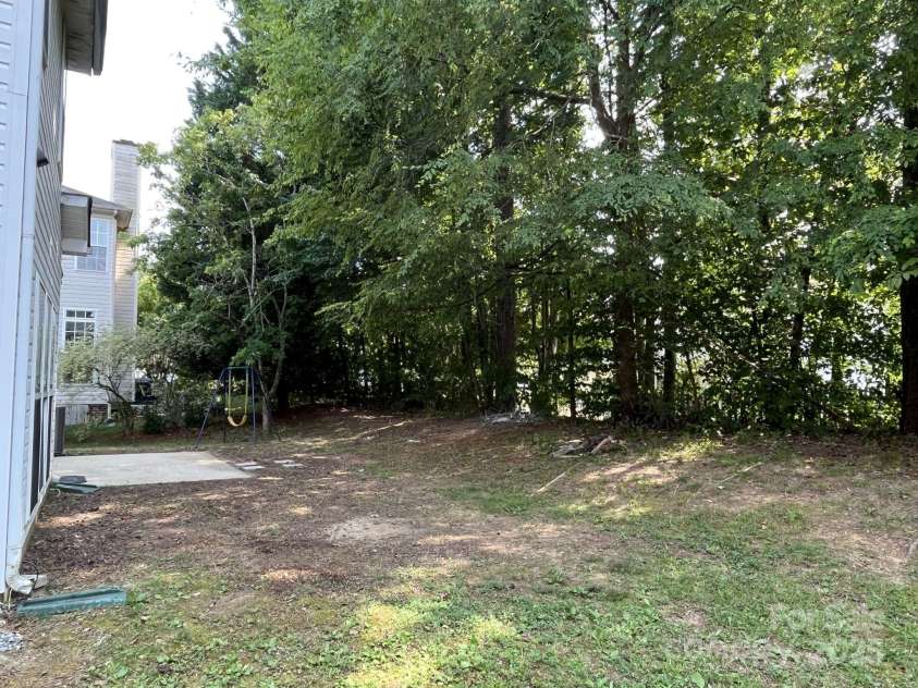 3617 Betterton Lane, Charlotte, NC 28269.  MLS# CAR4274899, YatesRealty ID 24327. 