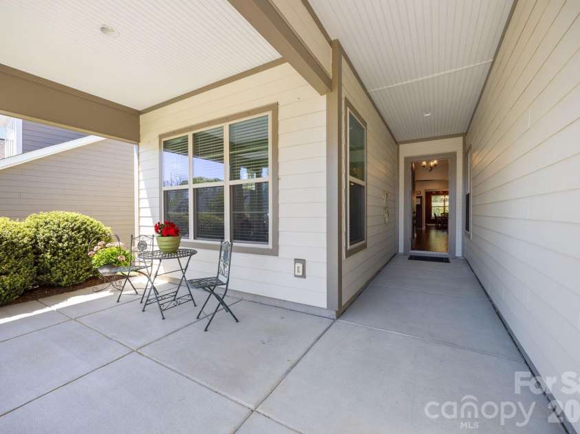 620 Tallulah Falls Drive, Denver, NC 28037.  MLS# CAR4368529, YatesRealty ID 24327. 