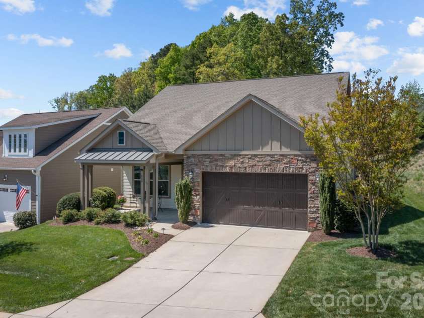 620 Tallulah Falls Drive, Denver, NC 28037.  MLS# CAR4368529, YatesRealty ID 24327. 