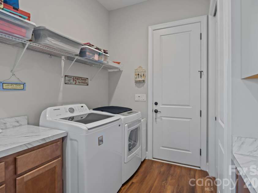 620 Tallulah Falls Drive, Denver, NC 28037.  MLS# CAR4368529, YatesRealty ID 24327. Laundry just off the garage