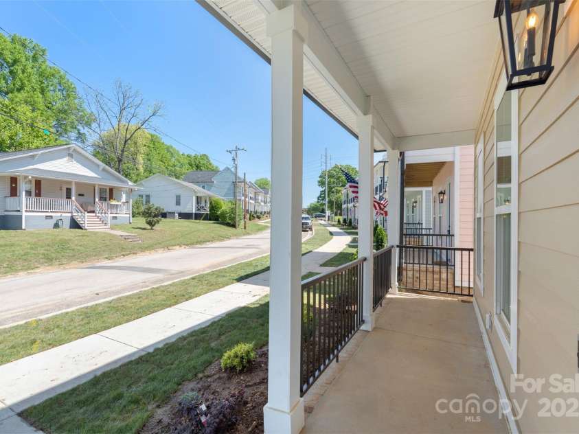 5860 Pittmon Lane, Kannapolis, NC 28081.  MLS# CAR4161404, YatesRealty ID 24328. 