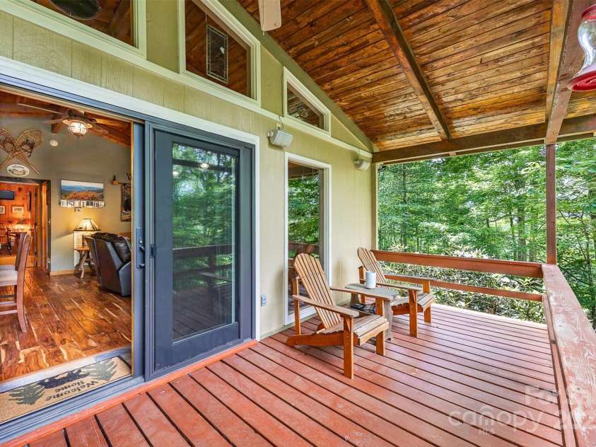 821 Old Chestnut Mountain Road, Newland, NC 28645.  MLS# CAR4277890, YatesRealty ID 24329. 