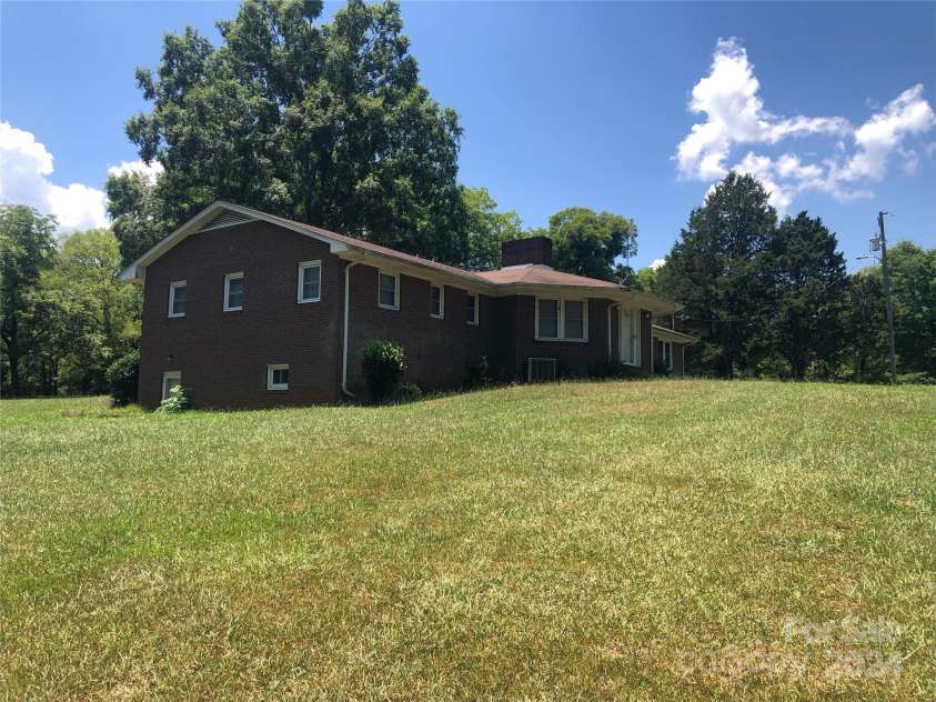 1270 Stanback Road, Mount Gilead, NC 27306.  MLS# CAR4181656, YatesRealty ID 2433. 