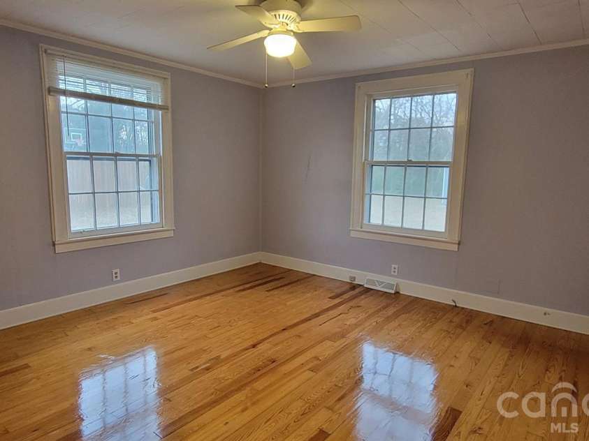651 Still Street, Chester, SC 29706.  MLS# CAR4287428, YatesRealty ID 2433. Second downstairs bedroom