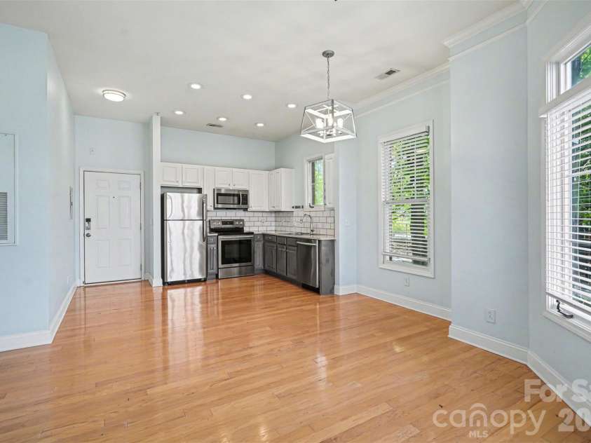 780 Davidson Street, Charlotte, NC 28202.  MLS# CAR4373043, YatesRealty ID 24330. 