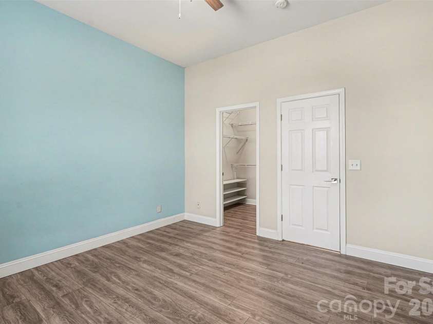 780 Davidson Street, Charlotte, NC 28202.  MLS# CAR4373043, YatesRealty ID 24330. 