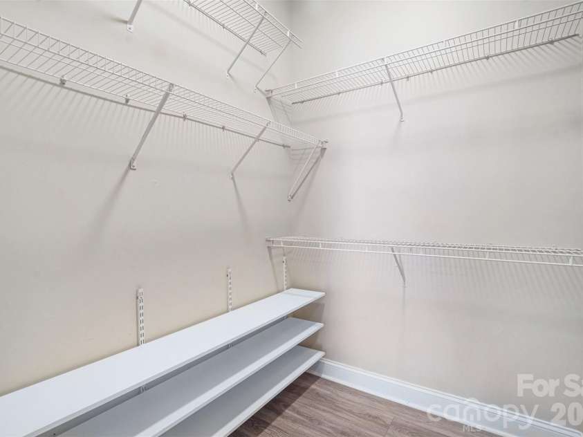 780 Davidson Street, Charlotte, NC 28202.  MLS# CAR4373043, YatesRealty ID 24330. 