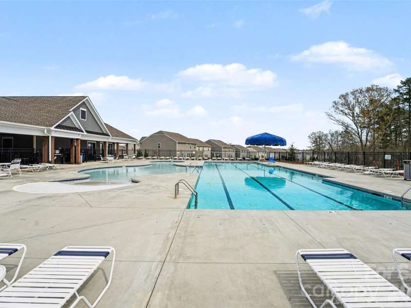 210 Eden Avenue, Mooresville, NC 28115.  MLS# CAR4358395, YatesRealty ID 24331. 