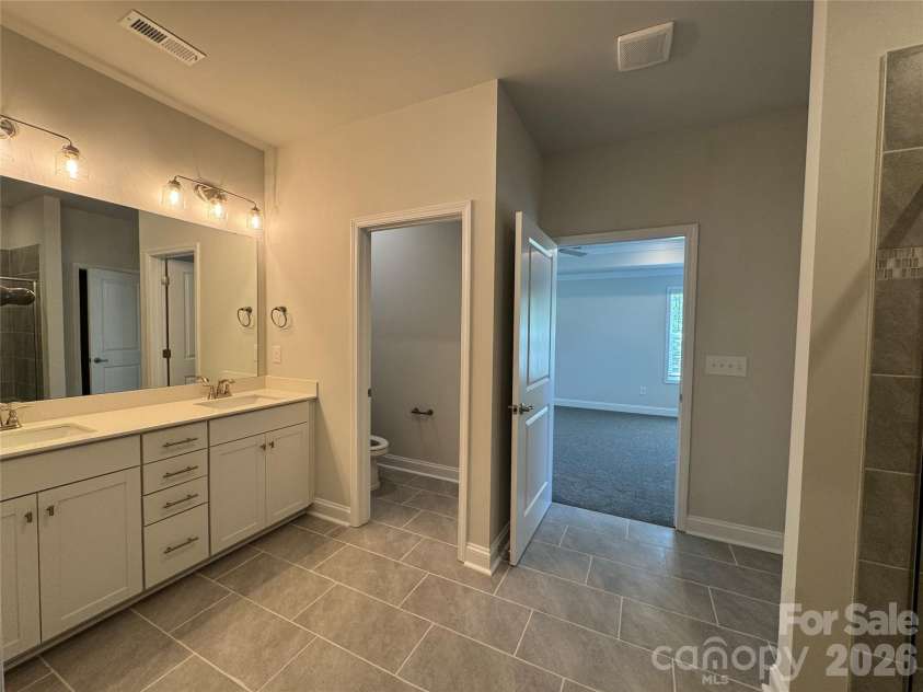 1606 Autumn Lane, York, SC 29745.  MLS# CAR4384728, YatesRealty ID 24333. 