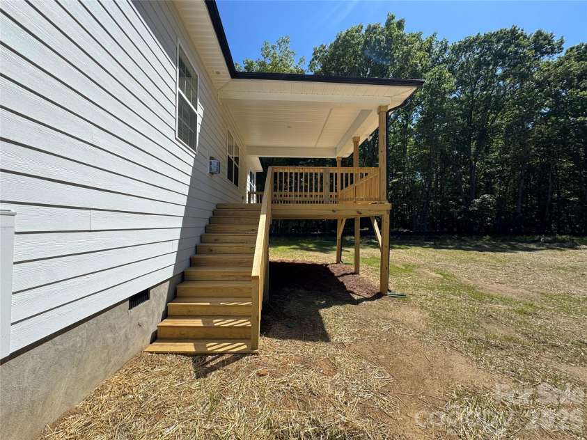 1606 Autumn Lane, York, SC 29745.  MLS# CAR4384728, YatesRealty ID 24333. 