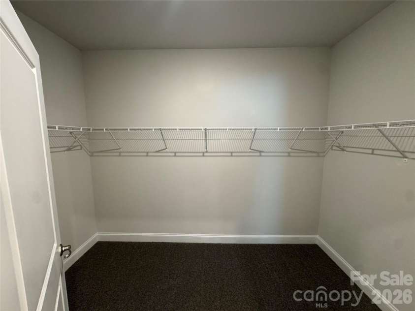 1606 Autumn Lane, York, SC 29745.  MLS# CAR4384728, YatesRealty ID 24333. Spacious walk-in closet
