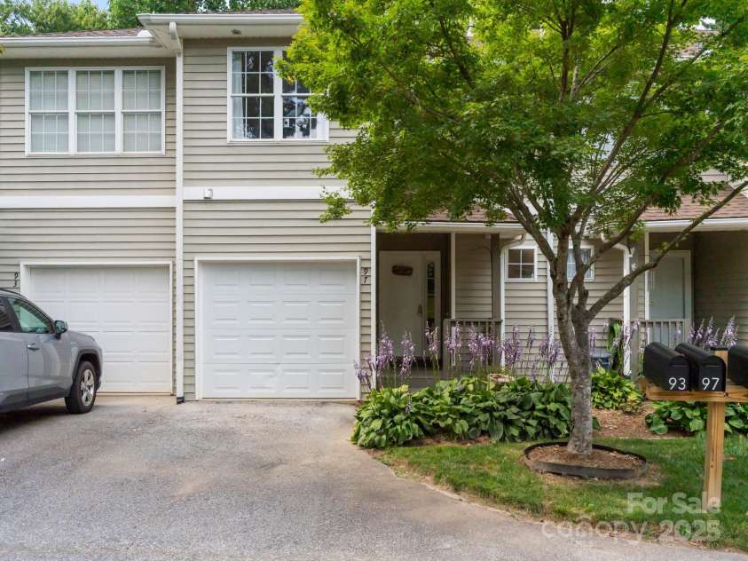 97 Farm Lane, Mills River, NC 28759.  MLS# CAR4275963, YatesRealty ID 24334. 