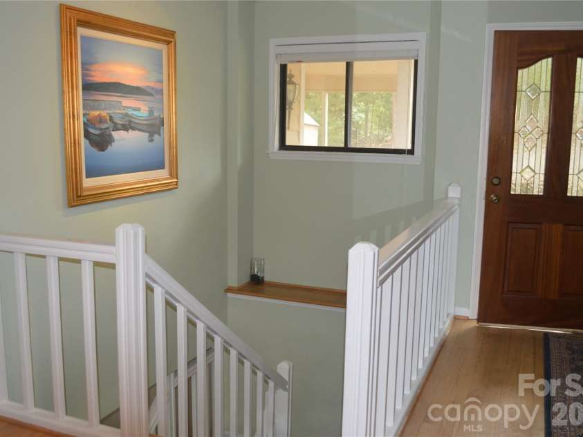 17701 Burnt Hickory Drive, Charlotte, NC 28278.  MLS# CAR4379165, YatesRealty ID 24336. 